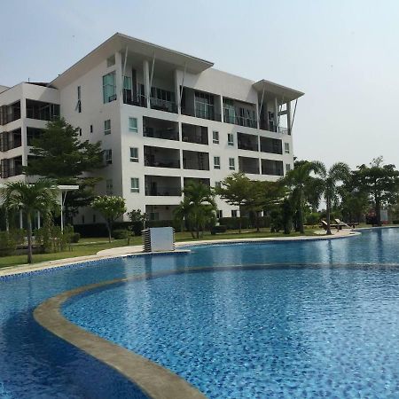The Pride Paradise Apartman Huahin Kültér fotó